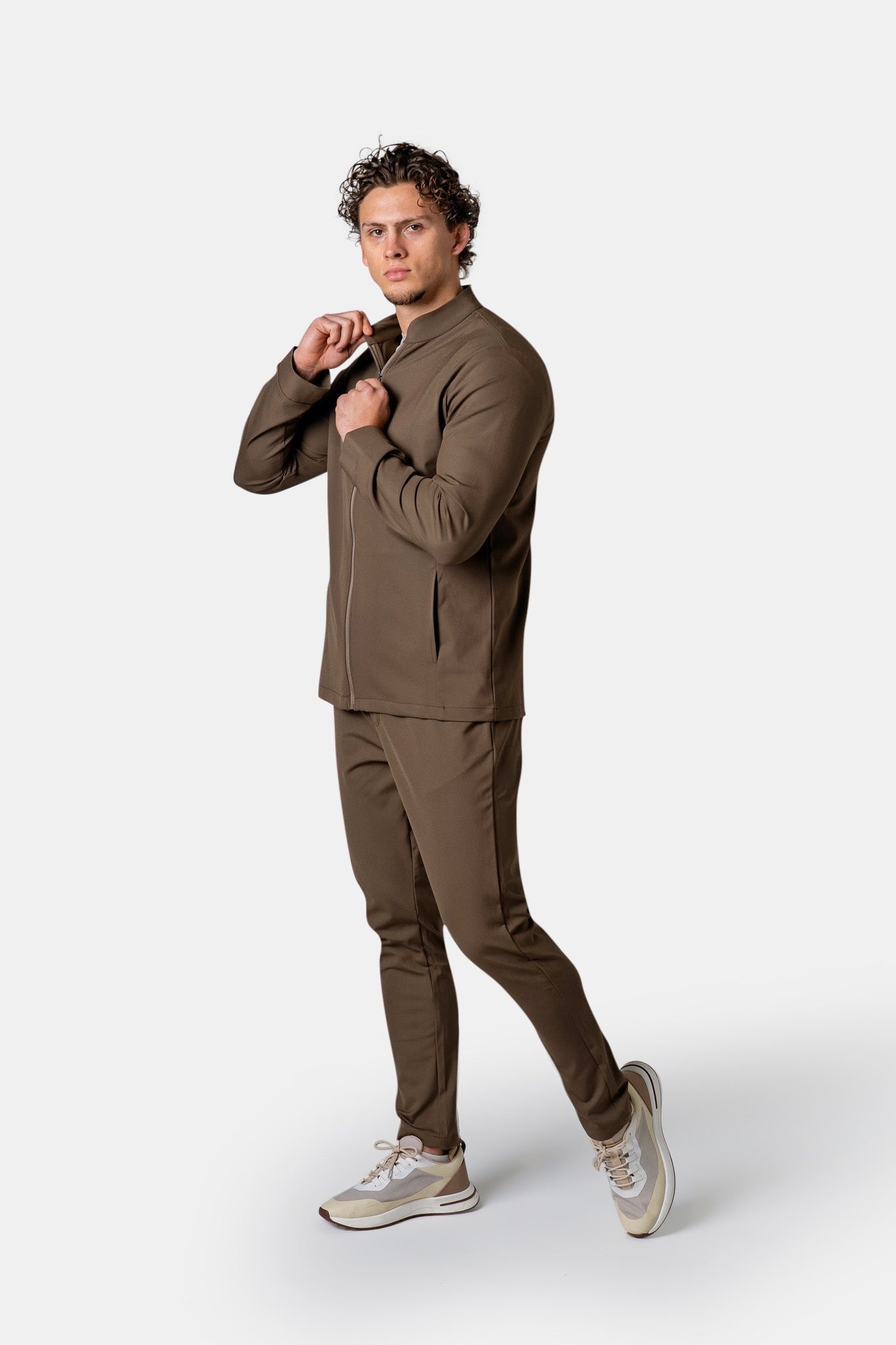 TECH SUIT SET - BRUIN