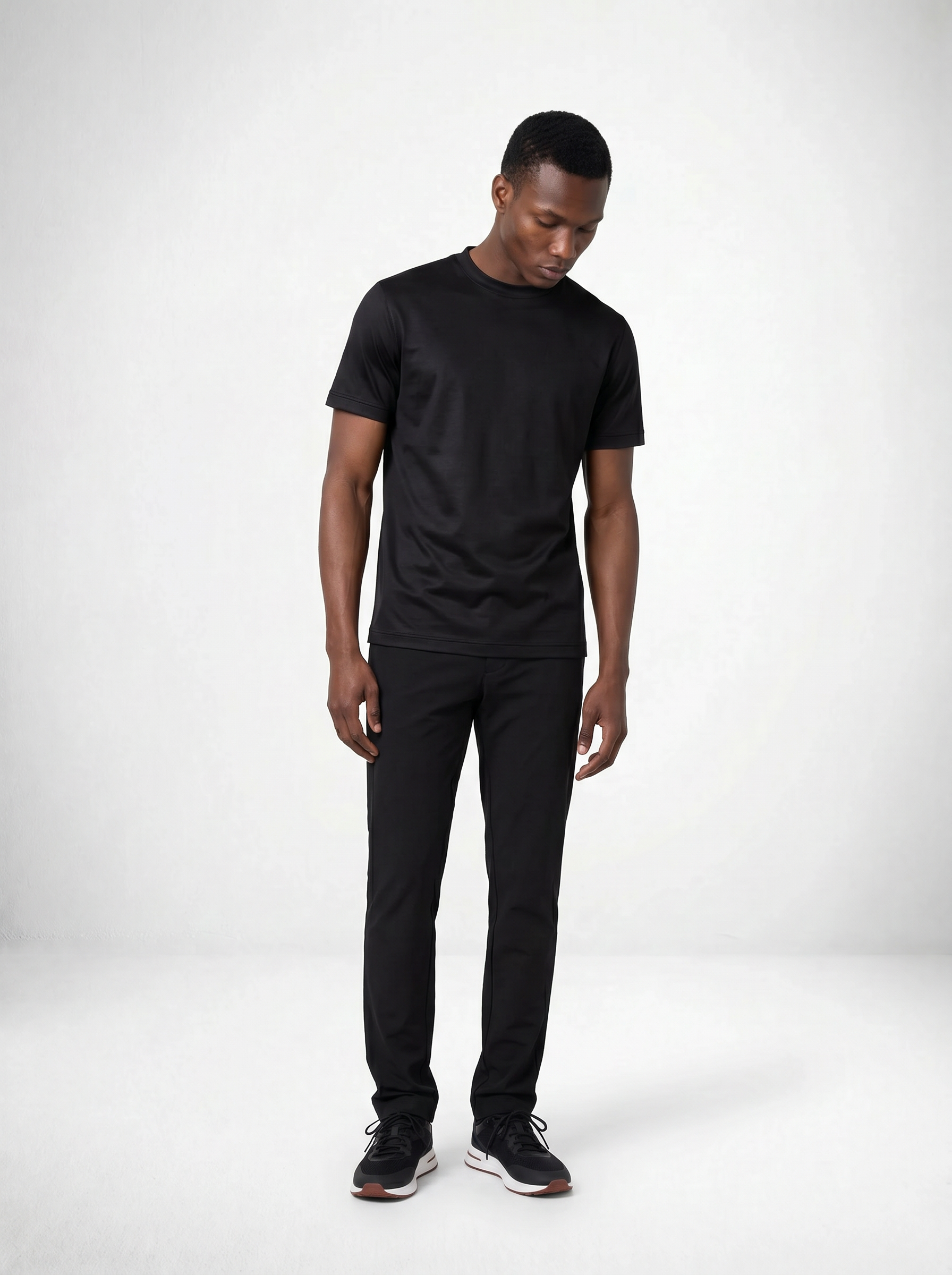 MERCERISED GLANS T-SHIRT - ZWART