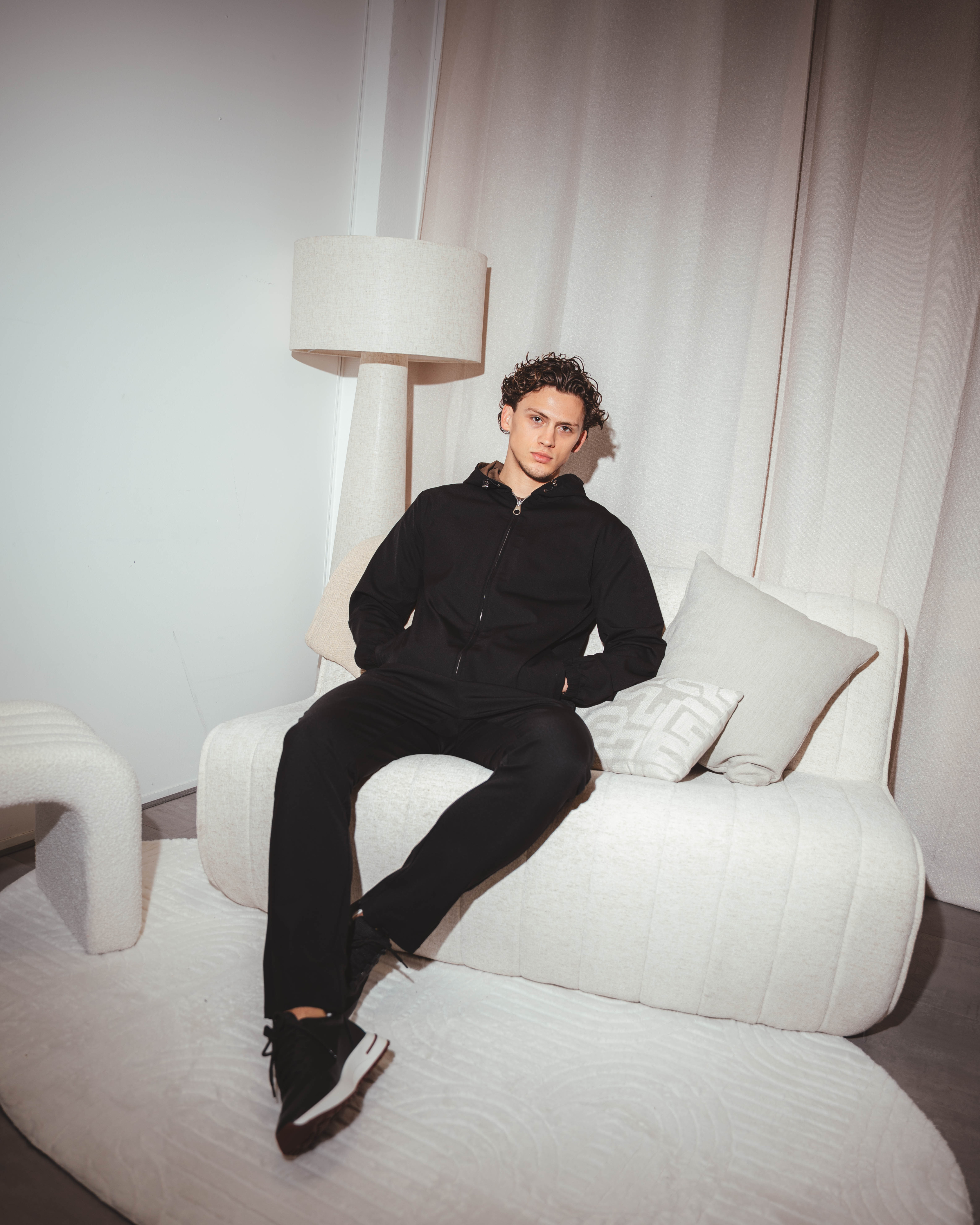 BELLUCI BUNDEL - ZWART