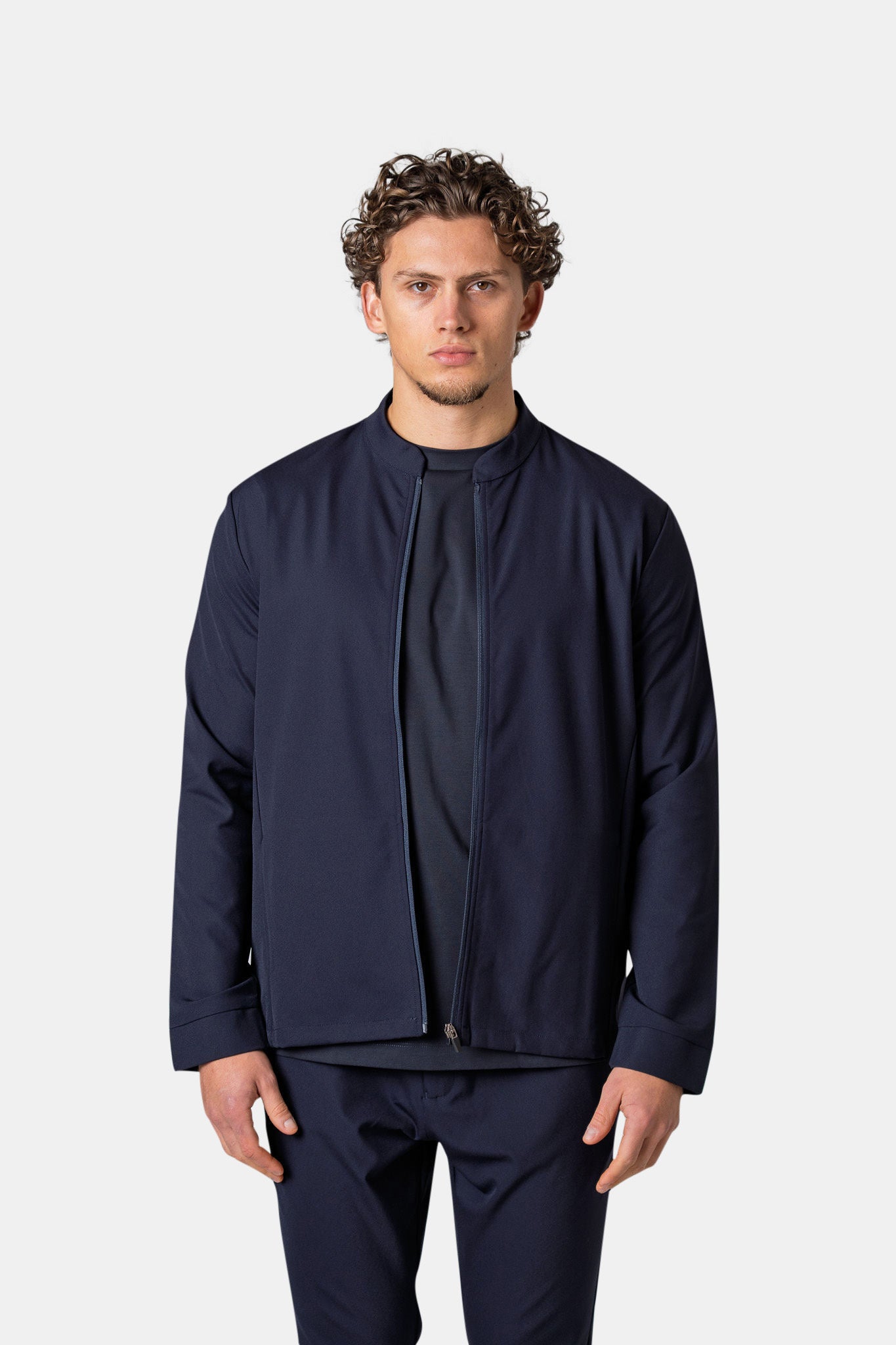 TECH SUIT VEST - BLAUW